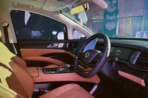 Denza D9 2026: The Future of Luxury MPVs with Ultra-Fast Charging - image 1