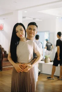 Khac Viet and Thao Bebe Delight Fans with Old Couple Transformation - image 6