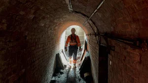 Fascinating Discovery of Forgotten Secret Tunnel Under Train Station - image 6