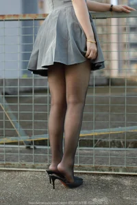 IESS Qiu Qiu Elegant Gray Cocktail Dress Fashion Gallery - image 8