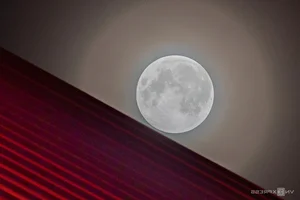 The Year’s Largest Supermoon Lights Up the Night Sky Across Vietnam - image 9