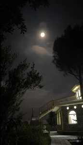 The Year’s Largest Supermoon Lights Up the Night Sky Across Vietnam - image 5