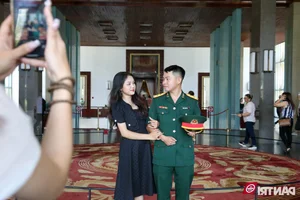 The Ao Dai Revival: Young Generations Celebrating Tradition at the Independence Palace - image 10