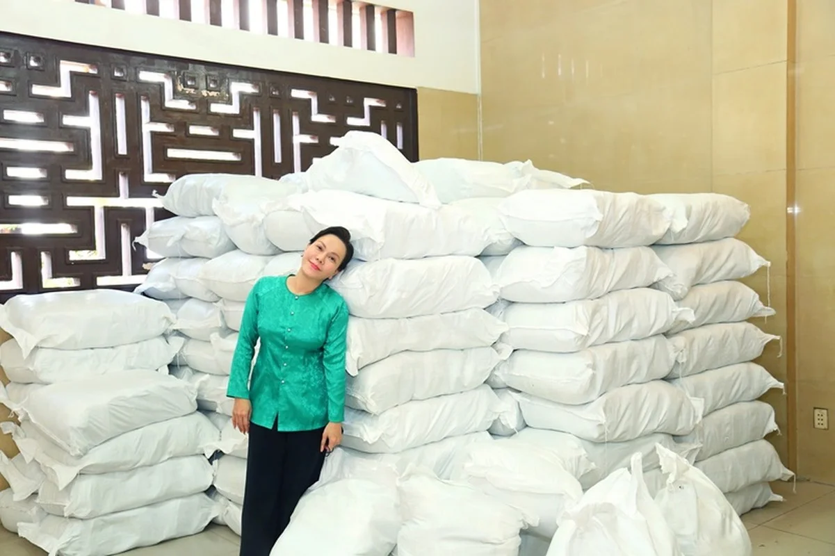 Viet Huong's Life and Career Three Years After Returning to Vietnam