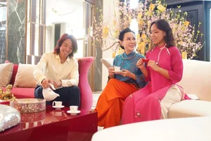 Viet Huong's Life and Career Three Years After Returning to Vietnam - image 1
