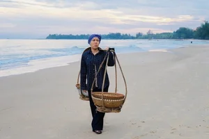 Viet Huong's Life and Career Three Years After Returning to Vietnam - image 3