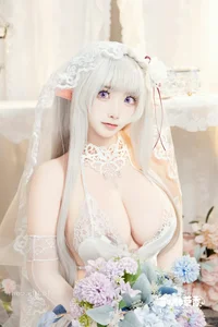 Sister Beauty Page 4: Creative Portrait Photography and Modern Style Trends - image 15