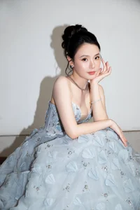 Famous University Lecturer Stuns Social Media with Rare and Bold Fashion Photoshoot - image 0