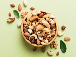 6 Healthy Food Traps That Might Be Causing Weight Gain - image 1