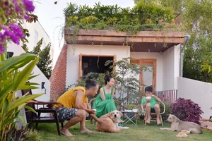 Innovative Architecture: The Binh Thuan 3-Story House Without Concrete Floors Praised Worldwide - image 15