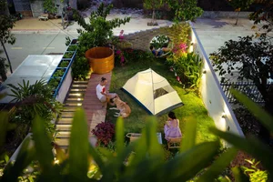Innovative Architecture: The Binh Thuan 3-Story House Without Concrete Floors Praised Worldwide - image 13