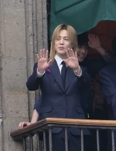 BTS Jimin’s Visit to Mexico Sparks Mixed Reactions Among International Fans - image 2