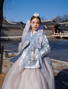 Huyen Baby Transforms into a Korean Princess in Stunning Hanbok Photoshoot - image 2