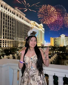 Jenny Huynh Inspires Fans with Top University Admission - image 0