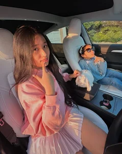Jenny Huynh Inspires Fans with Top University Admission - image 1