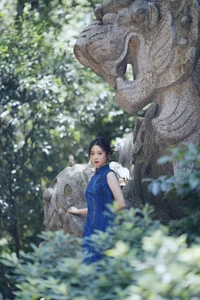 YiTuYu Art Language Vol.9949: The Elegant Li Li Photo Collection (54P) - image 1