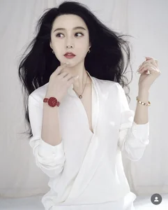 Fan Bingbing’s Genius Fashion Tricks to Flawlessly Hide Flabby Arms - image 3