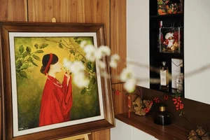 Festive Luxury: A Look Inside Miss Ngọc Diễm’s Beautifully Decorated Penthouse - image 3