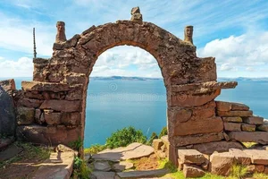 Exploring Lake Titicaca: The World's Highest Navigable Freshwater Lake and Its Ancient Mysteries - image 6