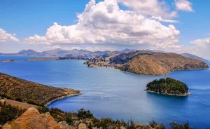 Exploring Lake Titicaca: The World's Highest Navigable Freshwater Lake and Its Ancient Mysteries - image 4