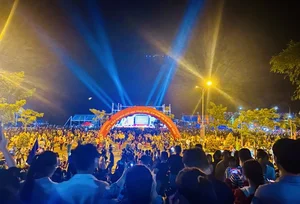 Celebrating Tradition: Thousands Gather for the Vibrant Soc Bom Bo Festival - image 1