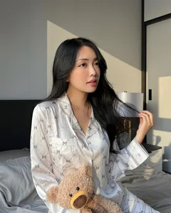 Mai Ha Trang Captivates Fans with Flawless Beauty and Elegance - image 2