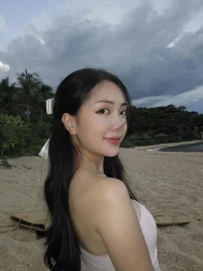 Mai Ha Trang Captivates Fans with Flawless Beauty and Elegance - image 7