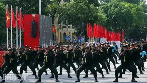 Spectacular Martial Arts and Parade by Hanoi Police Force - image 4
