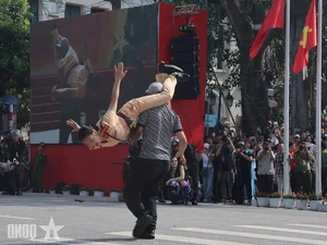 Spectacular Martial Arts and Parade by Hanoi Police Force - image 12
