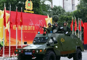 Spectacular Martial Arts and Parade by Hanoi Police Force - image 16
