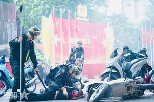 Spectacular Martial Arts and Parade by Hanoi Police Force - image 17