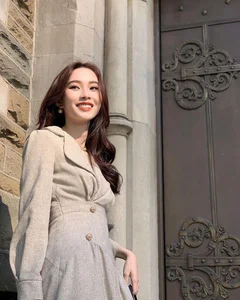 Luxury Autumn Fashion: Elegant and Unique Outfit Ideas for the Transitioning Season - image 6