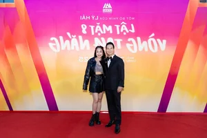 Star-Studded Red Carpet: Celebrities Gather to Celebrate Ly Hai's 'Lat Mat 8' Premiere - image 1