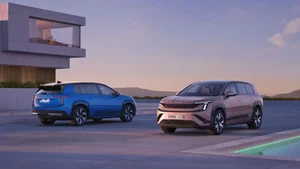 Skoda Peaq Unveiled: The Flagship 3-Row Electric SUV Boasting a 600km Range - image 1