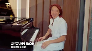 Inside the $12 Million Mansion of the Artist Who Gifted Xuan Son 80 Million VND - image 7