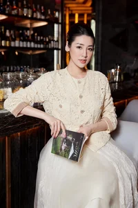 Runner Up Duong Tu Anh Shines in Elegant 2026 Fashion Collection - image 6