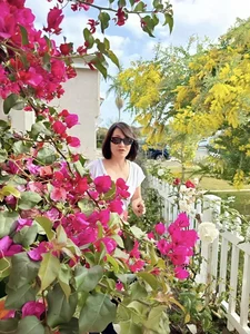 Inside the Resort-Style Garden Villa of Artist Hồng Đào - image 2