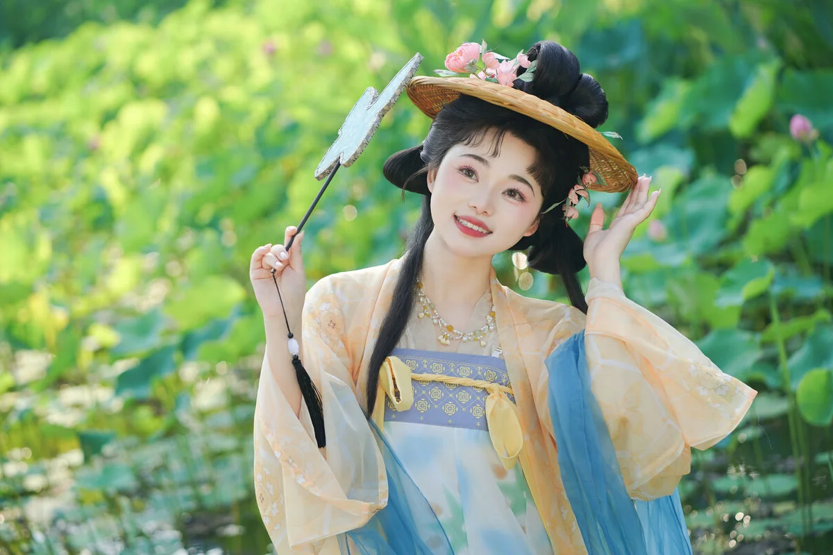 YiTuYu Art Language Vol.9491 Shu Lang Minimalist Portrait Collection