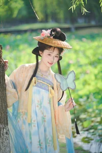 YiTuYu Art Language Vol.9491 Shu Lang Minimalist Portrait Collection - image 8