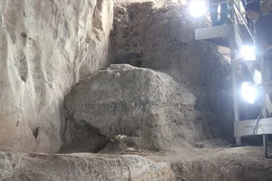 Unlocking the Mysteries of Ancient Caves with Prehistoric Human Traces - image 1