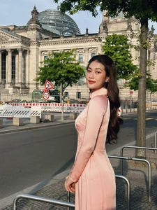Miss Grand Vietnam Doan Thien An Showcases Elegant European Winter Style - image 0