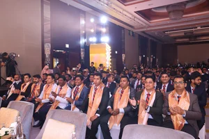 Behind the Scenes: Vietnam Hosts 4,500 Indian Tourists in Historic Event - image 0