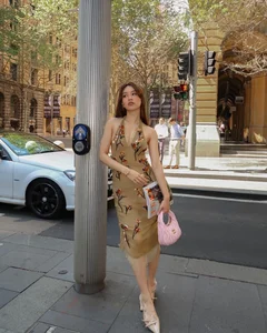 Global Style Icons: 3 Vietnamese Influencers Making Waves Abroad with Chic Fashion - image 5