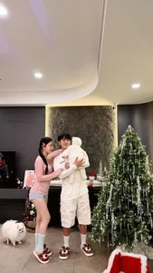 Gin Tuan Kiet and Puka Delight Fans with First Close-Up Photos of Daughter - image 3