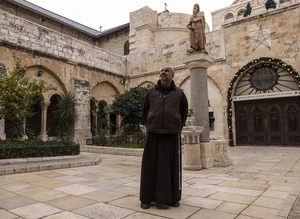 A Quiet and Somber Christmas in Bethlehem Amid Regional Tension - image 2