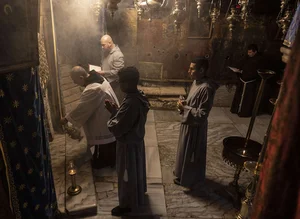 A Quiet and Somber Christmas in Bethlehem Amid Regional Tension - image 4