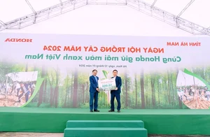 Honda Vietnam Celebrates 30 Years: Launching the Exclusive Air Blade Limited Edition - image 6