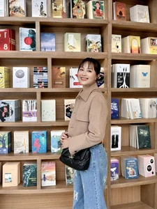 Manh Truong Celebrates Son Birthday and Hong Diem Debuts Youthful Bangs - image 49