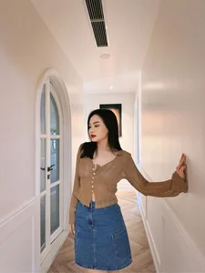 Manh Truong Celebrates Son Birthday and Hong Diem Debuts Youthful Bangs - image 44