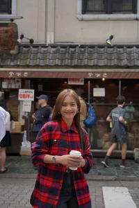 Manh Truong Celebrates Son Birthday and Hong Diem Debuts Youthful Bangs - image 7